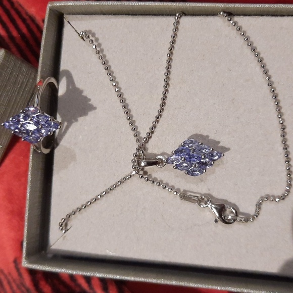 NIB AUTHENTIC 3 PC GENUINE TANZANITE CLUSTER RING 6 & NECKLACE STERLING SILVER - Picture 8 of 10